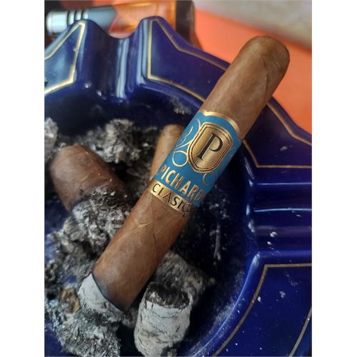 Tiago Clasico Sumatra 6 1/2 * 50