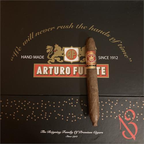 Arturo Fuente Hemingway Signature Natural 6  * 46