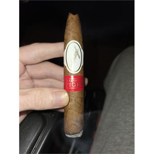 Davidoff Year of the Tiger 2022 Piramides 5 1/2 * 52