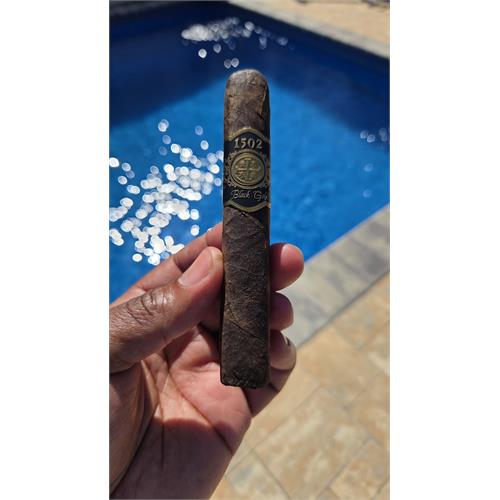 1502 Black Gold Robusto 5  * 50