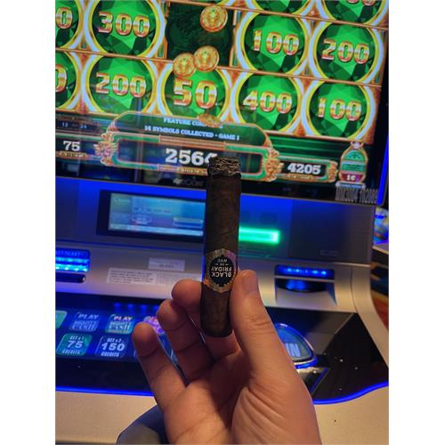 HVC Black Friday 2021 Short Toro 4 3/8 * 54