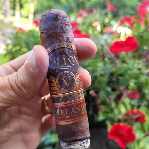 Oliva Serie V Melanio Limited Edition 4  * 60