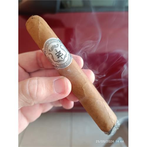 Zino Platinum Scepter Series Grand Master 5 1/2 * 52