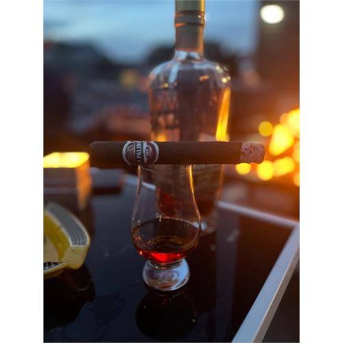 La Palina 125 Anos Toro 6 1/2 * 52