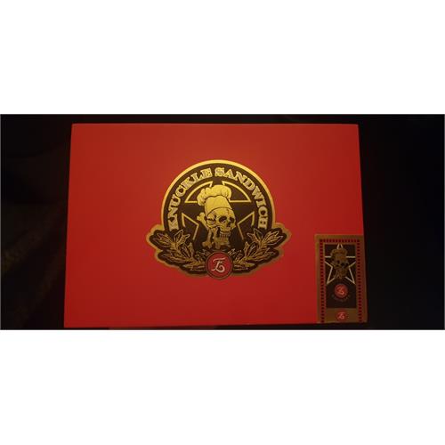 Espinosa Knuckle Sandwich Habano Robusto-J 5  * 52