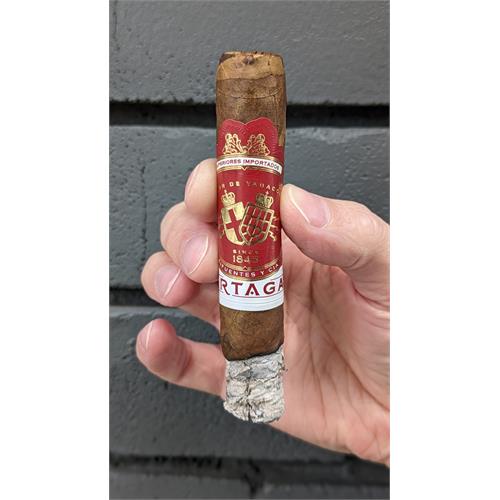 Partagas Anejo Petit Robusto 4 1/2 * 49