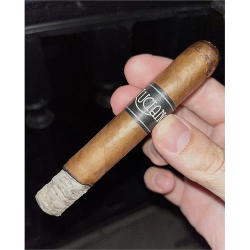 Luciano The Dreamer Hermoso No. 4 5  * 48