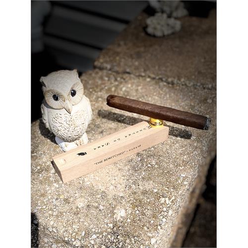 Muestra de Saka The Bewitched 6 5/8 * 48