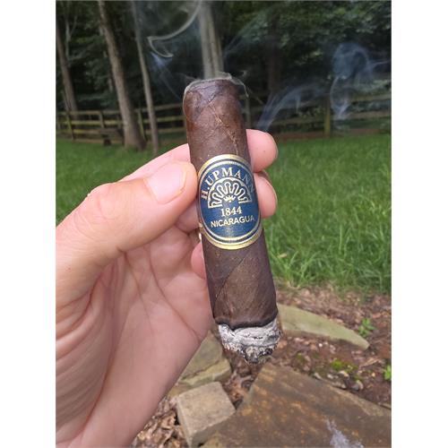 H. Upmann Nicaragua AJ Fernandez Heritage Toro 6  * 54