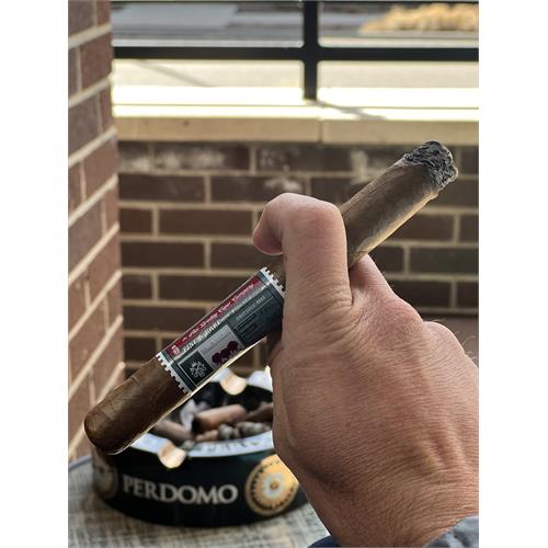 Alec Bradley Fine and Rare BC-(13)4EV 7  * 50