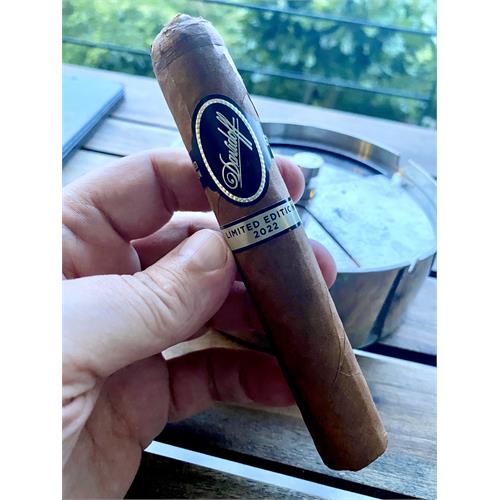 Davidoff Limited Edition 2022 Gran Toro 5 1/2 * 58