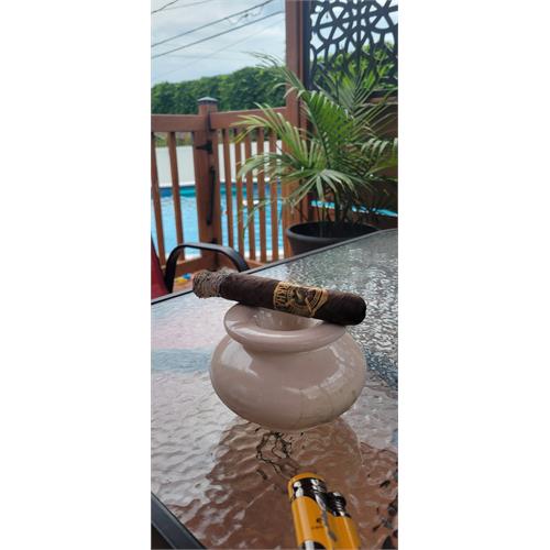 Gurkha Red Toro 6-Cigar Sampler