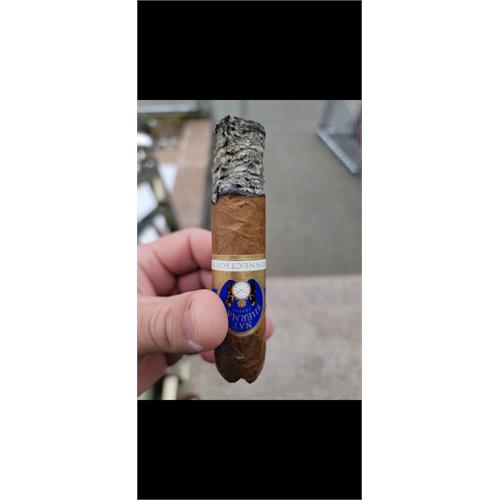 Ferio Tego Metropolitan Connecticut Banker 5  * 66