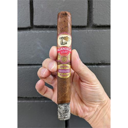Aganorsa Leaf Validacion Maduro Toro 6 1/4 * 52