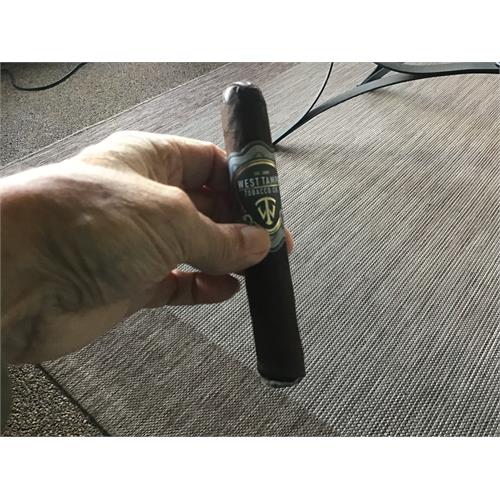 West Tampa Tobacco Company Black Gigante 6  * 60