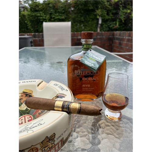 La Flor Dominicana TAA 2022 The Golden Salomon Natural 7  * 64