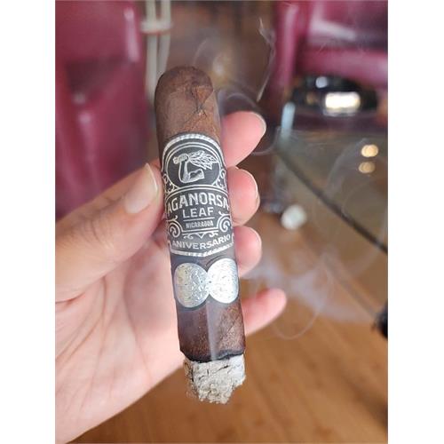 Aganorsa Leaf Aniversario Maduro Gran Toro 6  * 58
