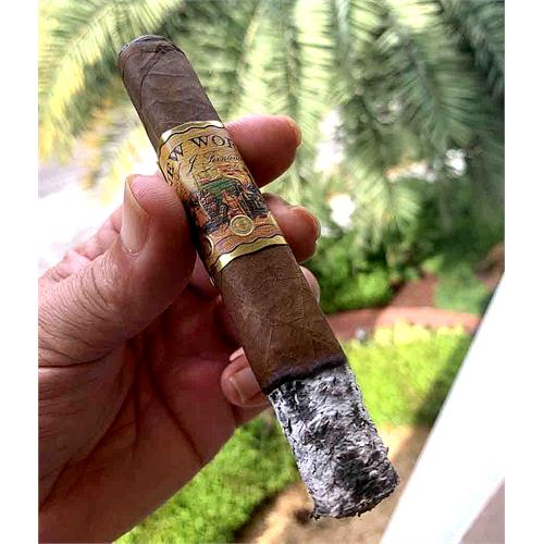 New World Dorado Gordito 5 1/2 * 60