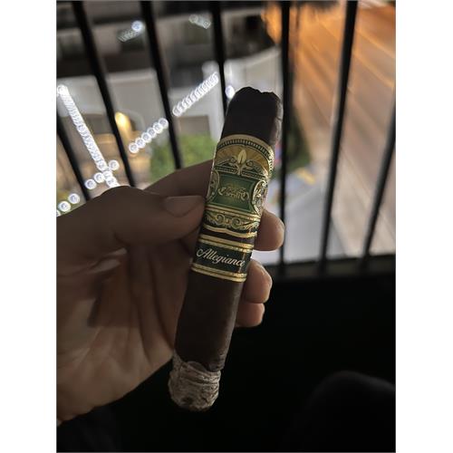 EP Carrillo Allegiance Sidekick Robusto 5  * 50