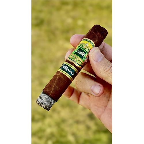 EP Carrillo Allegiance Sidekick Robusto 5  * 50