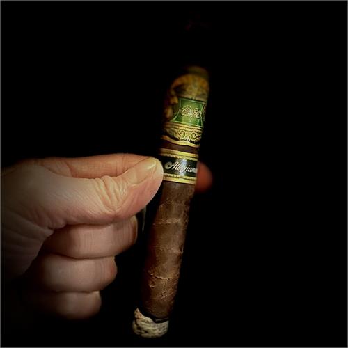 EP Carrillo Allegiance Wingman Double Corona 6 7/8 * 54