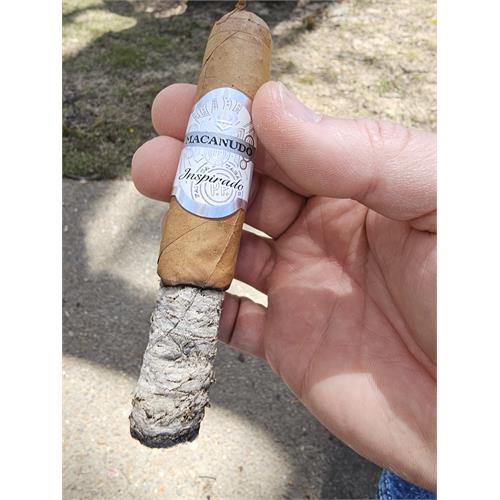 Macanudo Inspirado White Corona 5 1/2 * 42