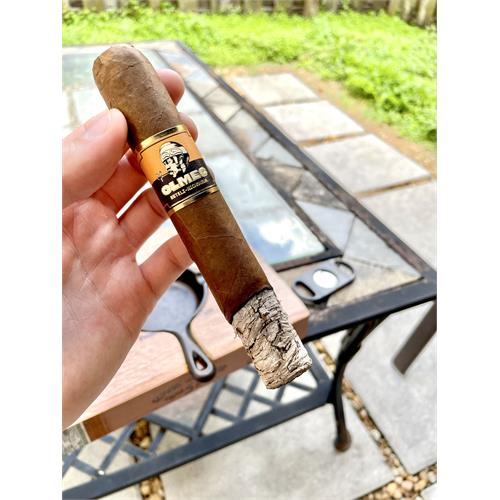 Foundation Olmec Claro Grande 6  * 60