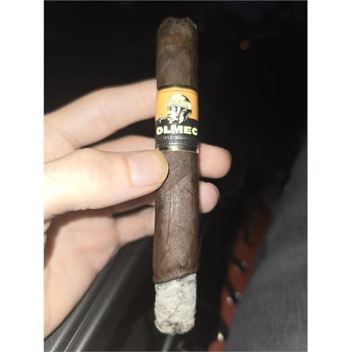 Foundation Olmec Maduro Corona Gorda 5 1/2 * 48