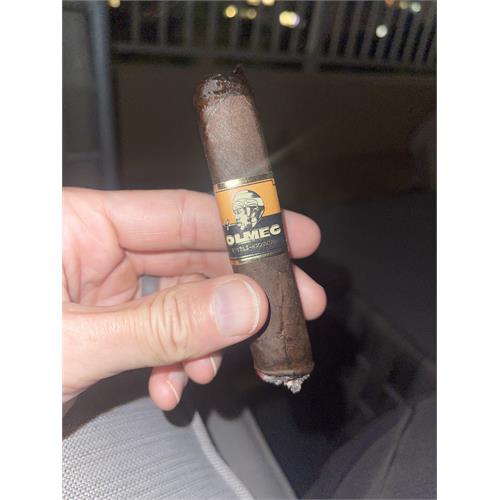 Foundation Olmec Maduro Toro 6  * 52