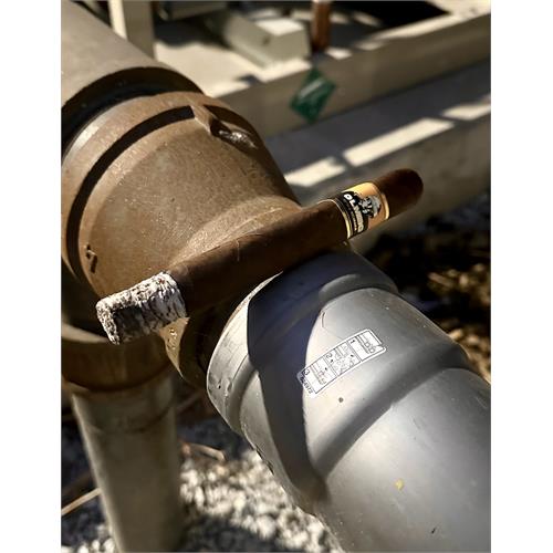 Foundation Olmec Maduro DB Corona 7  * 54