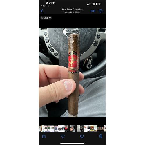 Esteban Carreras Devil s Hand Toro 6  * 50