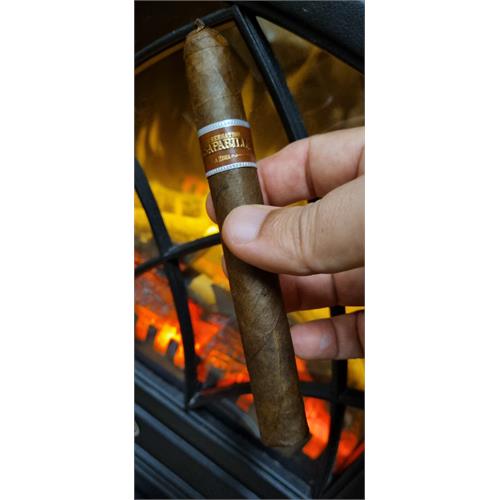 Espinosa Sarsaparilla Short Churchill 6  * 48, 10-Cigar Sampler