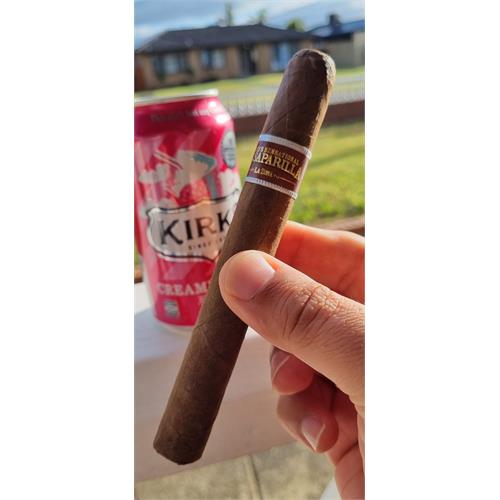 Espinosa Sarsaparilla Short Churchill 6  * 48, 10-Cigar Sampler