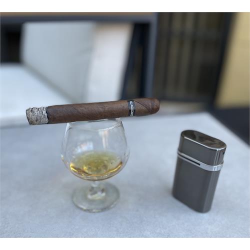 Blackened M81 Cigars by Drew Estate Toro 6  * 52