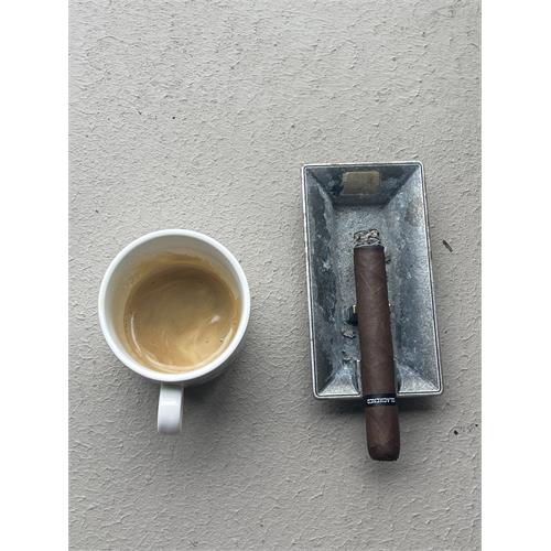 Blackened M81 Cigars by Drew Estate Toro 6  * 52