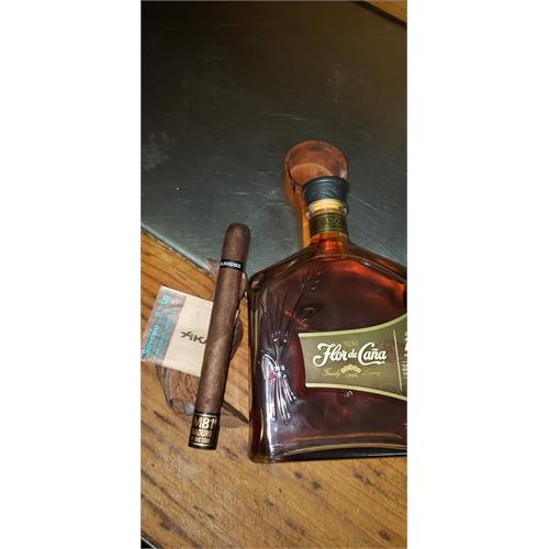 Blackened M81 Cigars by Drew Estate Corona Doble 7  * 50