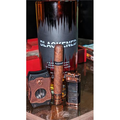 Blackened M81 Cigars by Drew Estate Corona 5  * 43