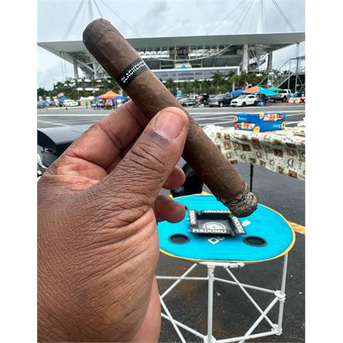 Blackened M81 Cigars by Drew Estate Corona 5  * 43