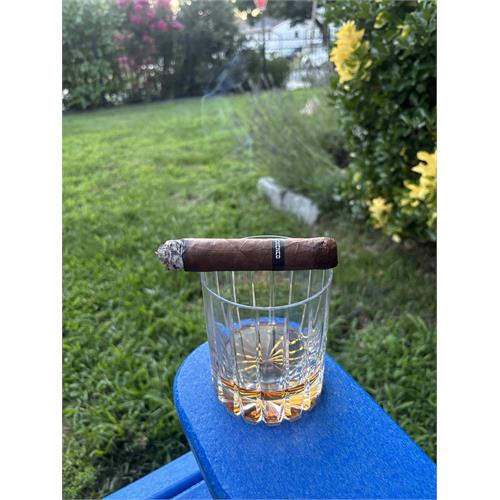 Blackened M81 Cigars by Drew Estate Corona 5  * 43