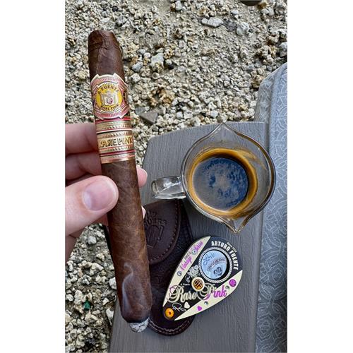 Arturo Fuente Rare Pink VS Sophisticated Hooker 7 1/4 * 53