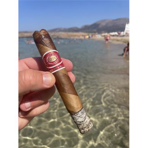 Romeo y Julieta Reserva Real Twisted Toro 6  * 54