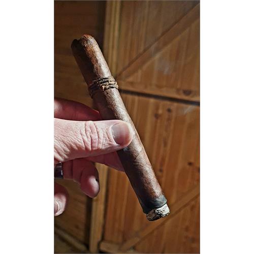CAO Amazon Basin Extra Anejo 6  * 52