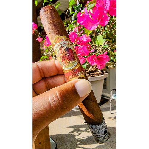 Flor de las Antillas 10th Anniversary LE 2022 Toro 6 1/2 * 52