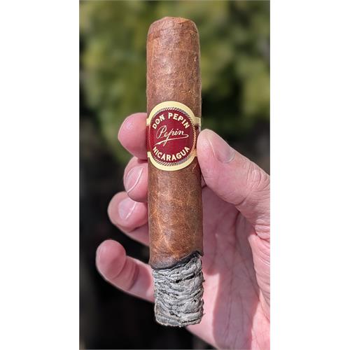 Don Pepin Vintage Edition Robusto 5  * 54