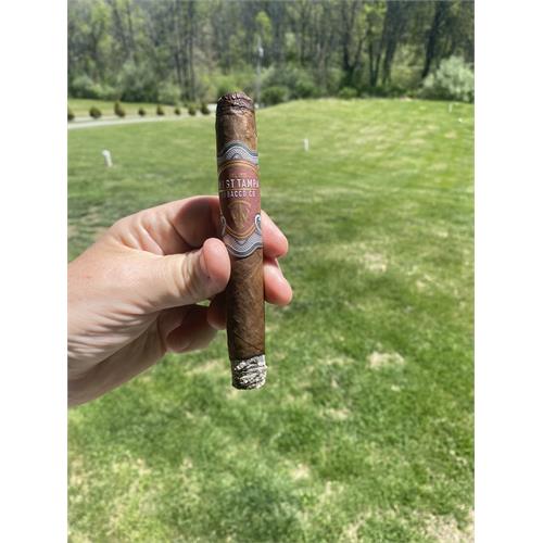 West Tampa Tobacco Company Red Toro  6  * 52