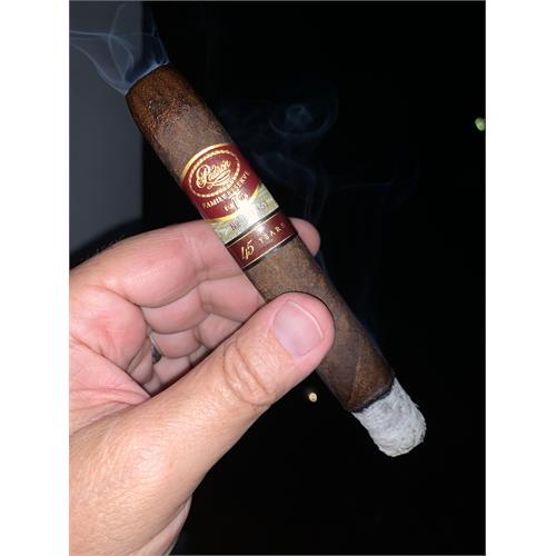 Padron Family Reserve No. 96 Maduro 5 3/4 * 52