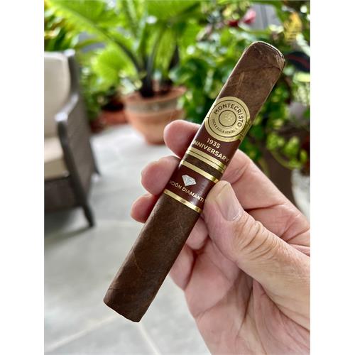 Montecristo 1935 Anniversary Edicion Diamante Toro 6  * 55