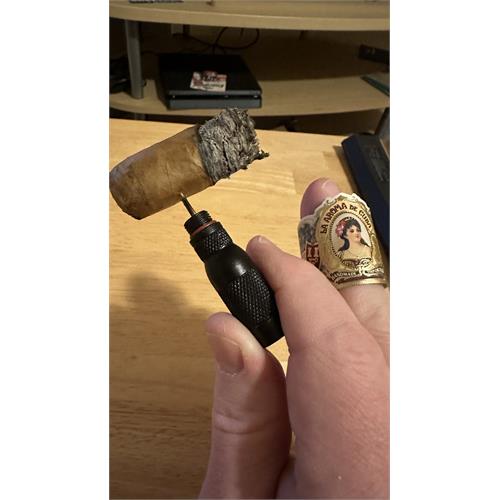 La Aroma de Cuba Connecticut Monarch 6  * 52