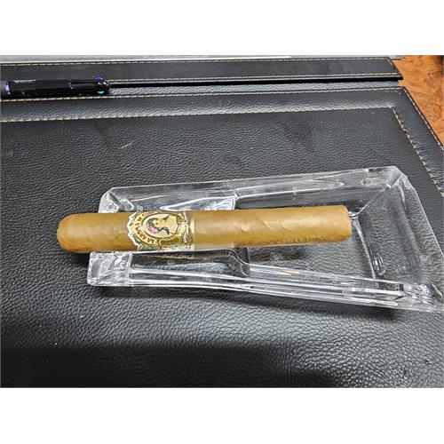 La Aroma de Cuba Connecticut Monarch 6  * 52