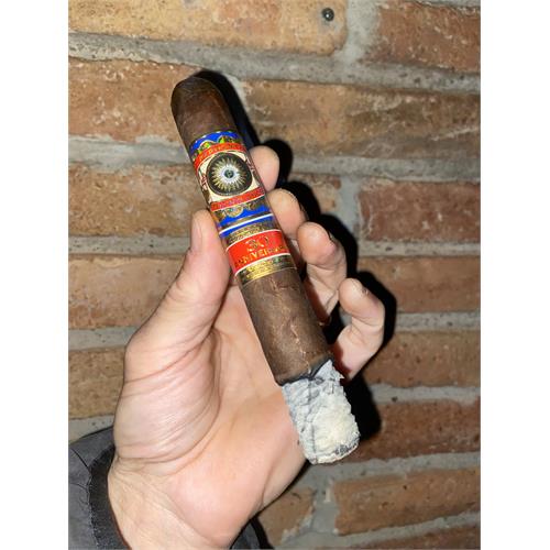 Perdomo 30th Anniversary Maduro Epicure 6  * 54